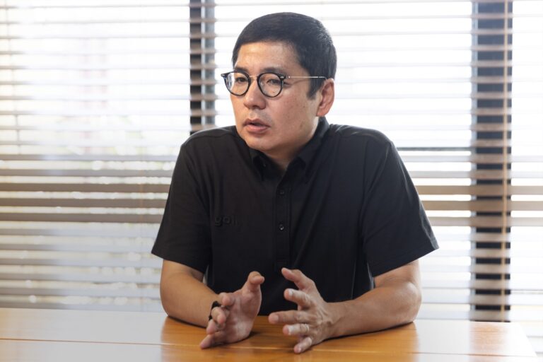コミュニケーションと<br />
インタビューの流儀